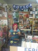 7/5 Raquel Castaño firma ENCENDER LA LUZ en Feria del Libro de Sevilla