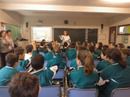 10/05 Actividad con el libro QUE TE LO CUENTE MI PERRA, en el CEIP Virgen Niña (Amurrio)